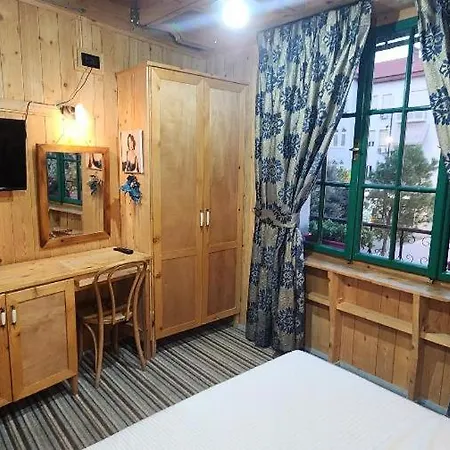 Bed & Breakfast London