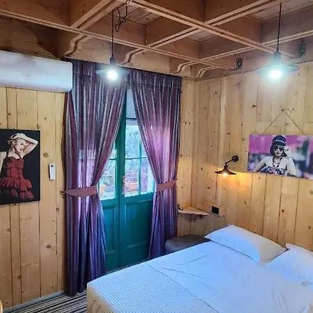 London Bed & Breakfast 3*